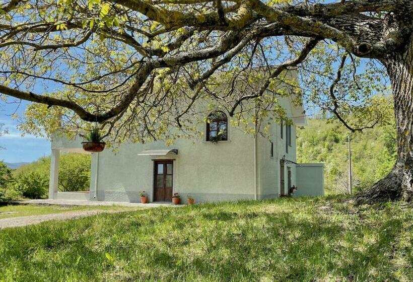 فندق Agriturismo Il Noce D Oro
