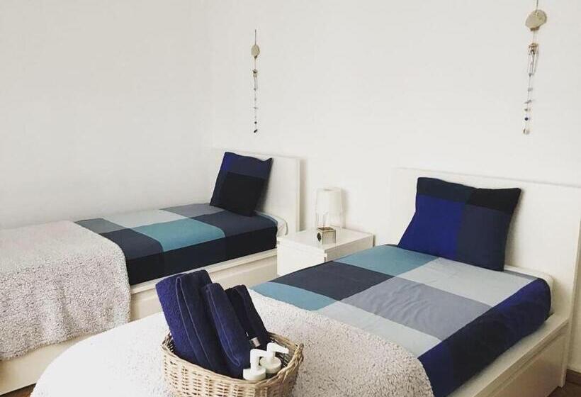 تختخواب و صبحانه Lagos Haven Guesthouse