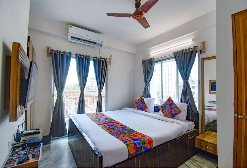 هتل Fabexpress Amar Raj Villa   Nr Eco Park