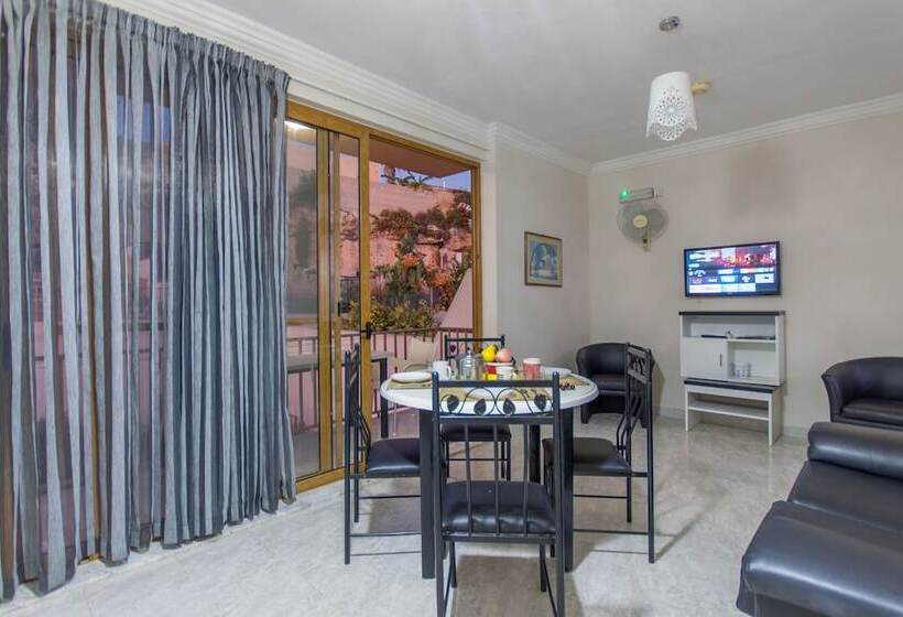 Pool & Sea Merill Apartments Mellieha   Happy Rentals