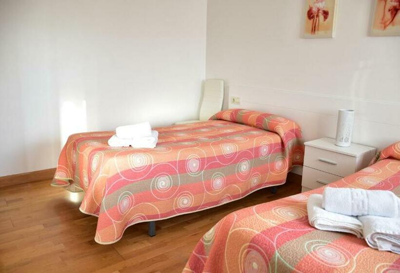 مبيت وإفطار Casa Raichu