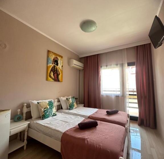 پانسیون Guest House “poli”