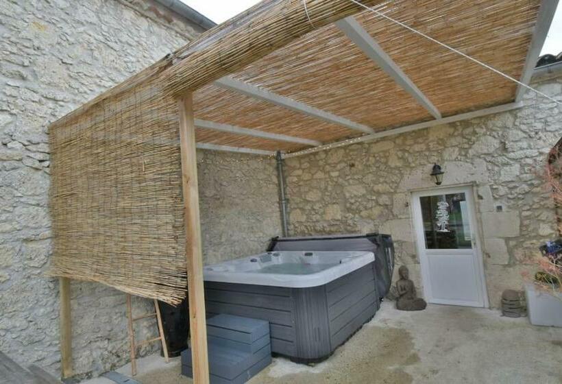 住宿加早餐  Chambre D Hôtes Le Bol D Air Avec Jacuzzi