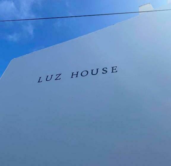 住宿加早餐  Fenais da Luz House
