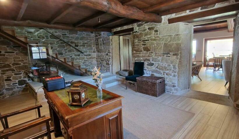 پانسیون Habitaciones La Cuevona De Guitiriz Lugo