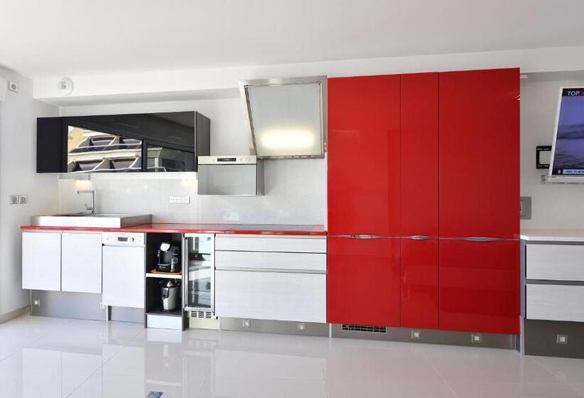 هتل Le Nautilia Résidence De Luxe Réservée Aux Couples