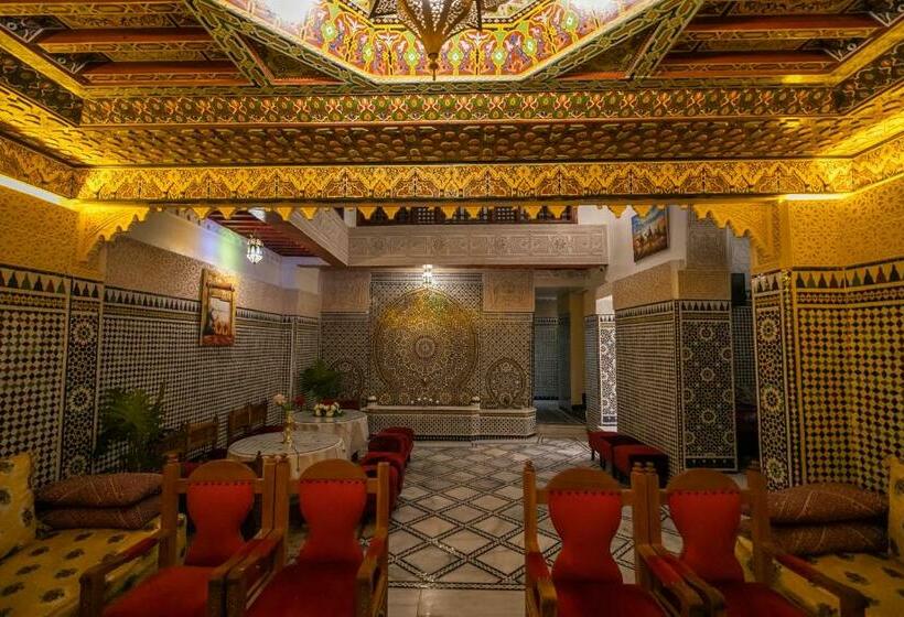 Riad Anis Fes