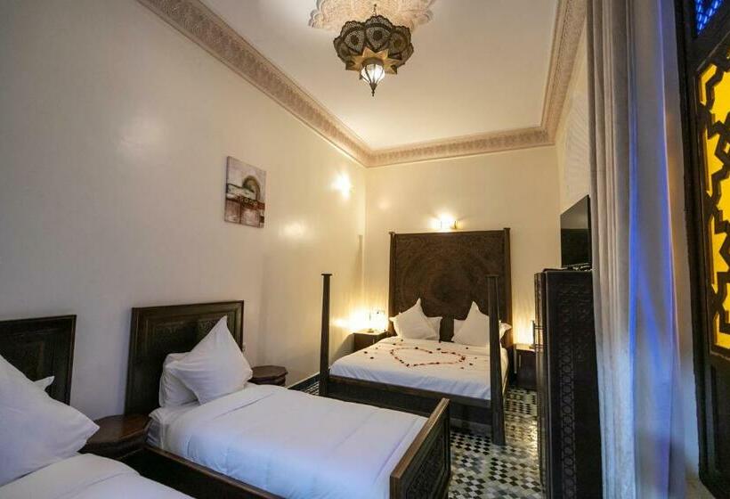 Riad Anis Fes