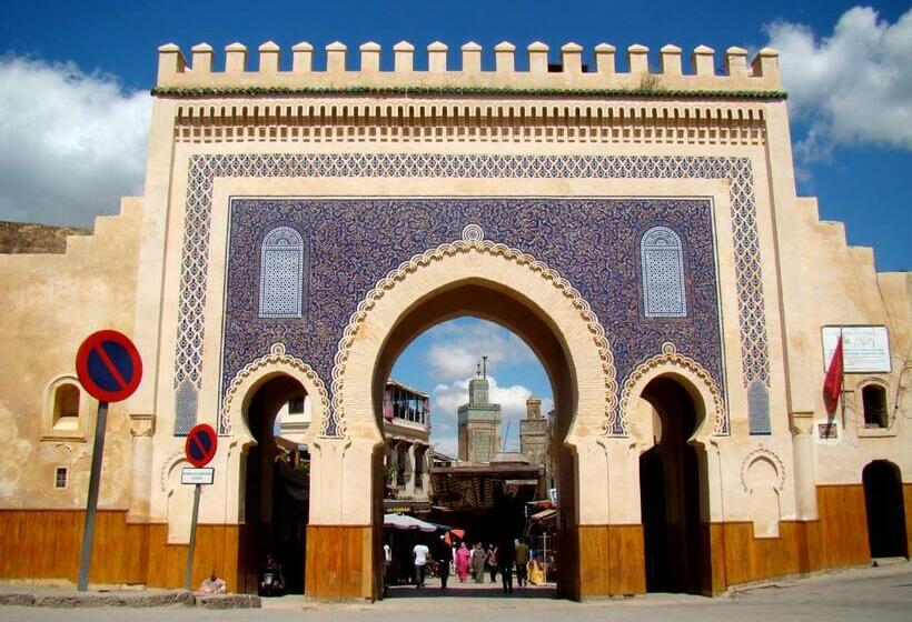 Riad Anis Fes