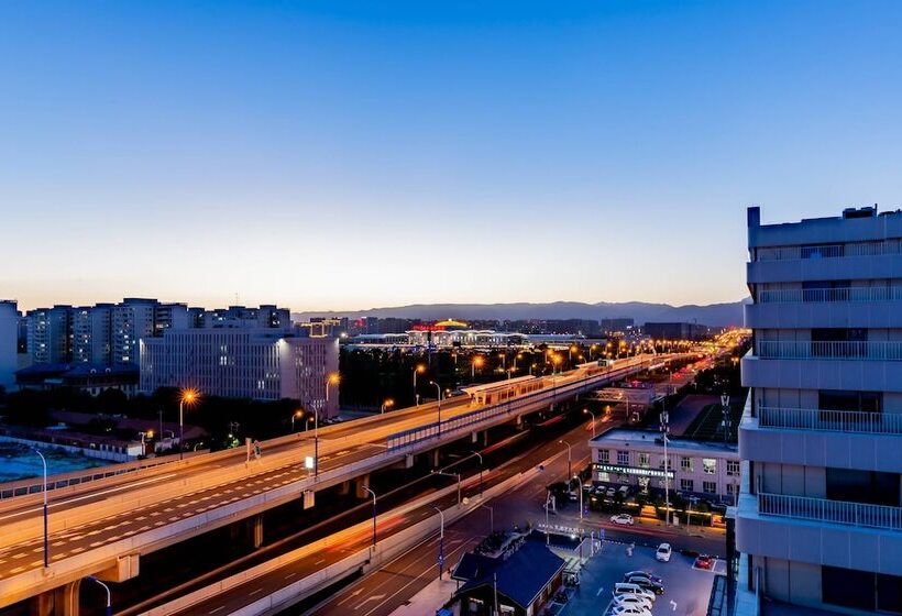 هتل Holiday Inn Express Hohhot East Station By Ihg