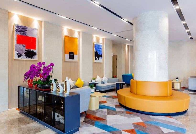 هتل Holiday Inn Express Hohhot East Station By Ihg