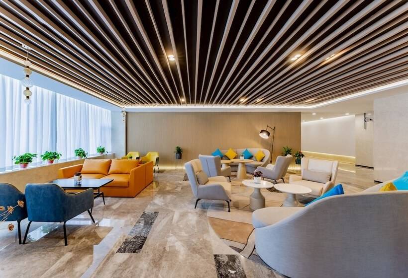 هتل Holiday Inn Express Hohhot East Station By Ihg