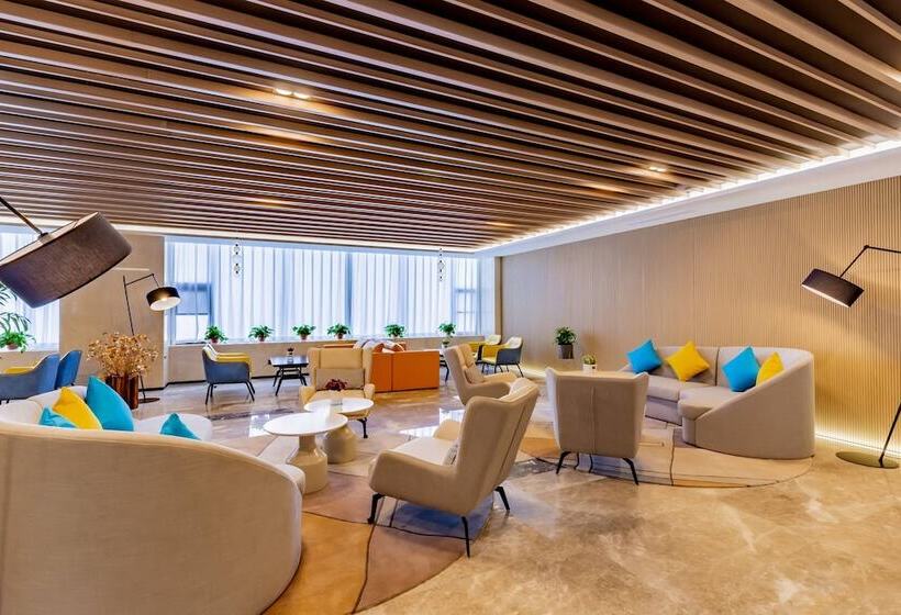 هتل Holiday Inn Express Hohhot East Station By Ihg