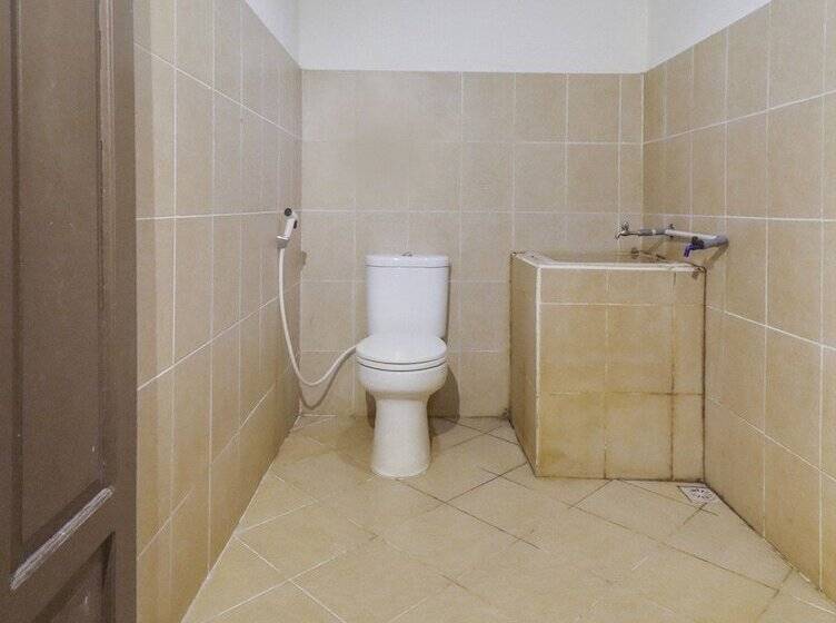 هتل Oyo 91262 Wisma Sido Moro