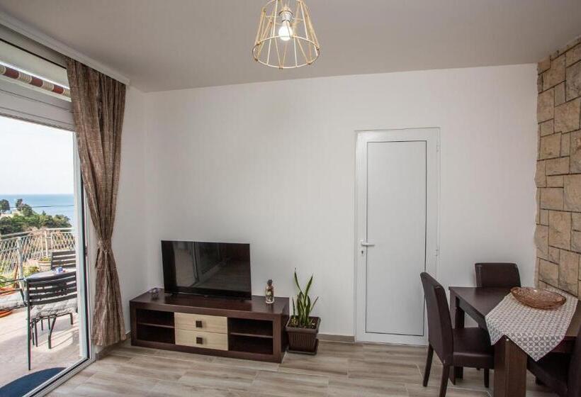 پانسیون Apartments Jelena Ulcinj