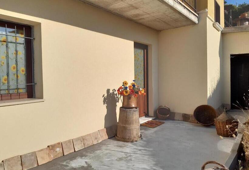 مبيت وإفطار Il Girasole