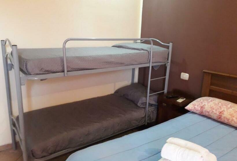 مبيت وإفطار Villa Delle Rose