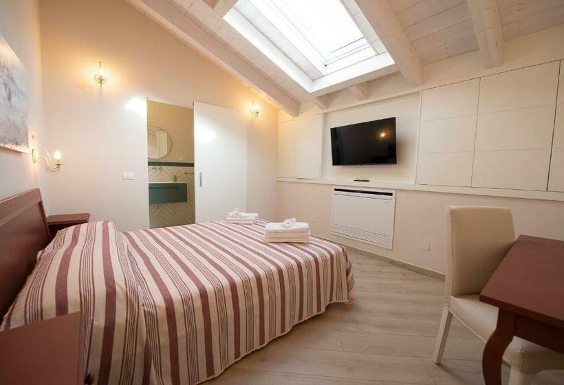 مبيت وإفطار Villino Micol Camere A Due Passi Dal Mare