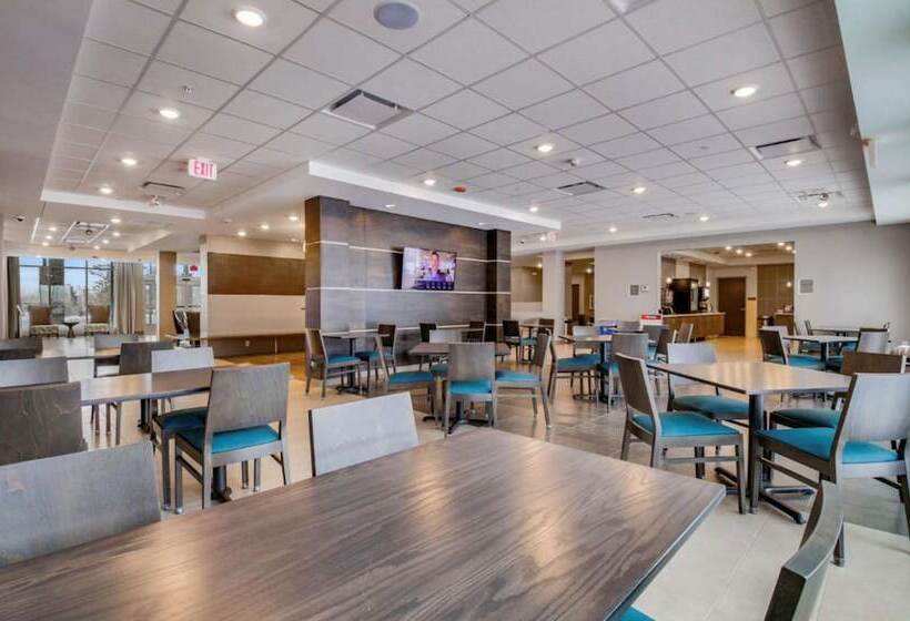 هتل Best Western Plus Grand Rapids Mn