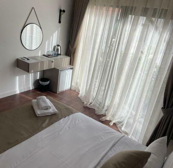 پانسیون Lolo Luxury Rooms & Suites