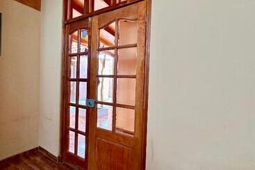 پانسیون Hostal Qachi Chentura