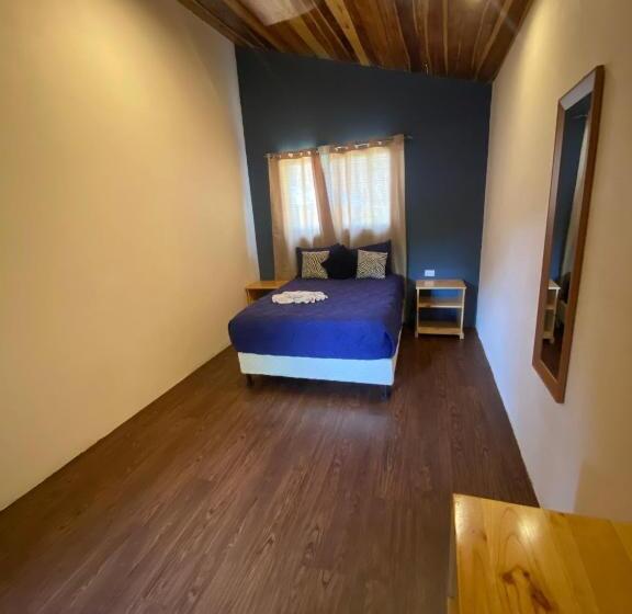 هاستل Grand Park Manuel Antonio   Adults Only