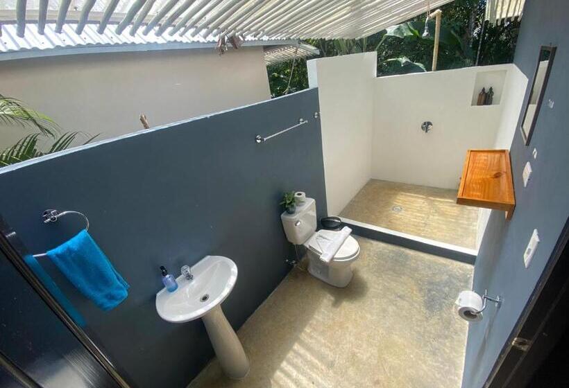 هاستل Grand Park Manuel Antonio   Adults Only