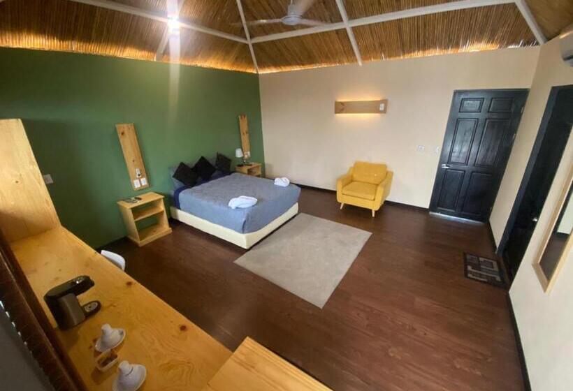 هاستل Grand Park Manuel Antonio   Adults Only