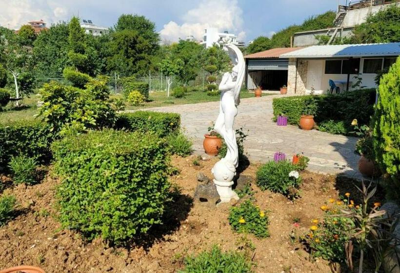 هاستل Villa Kreshta