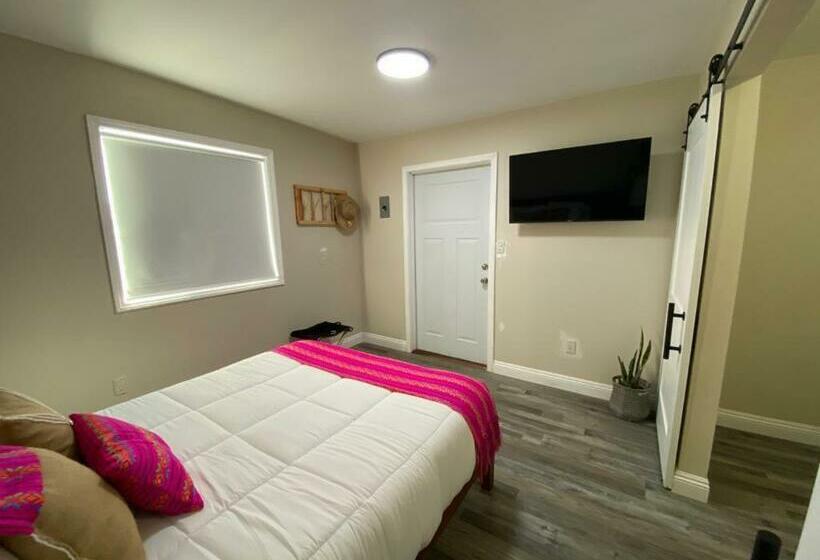 צימר Villa Loar Cabin 2