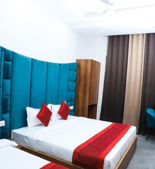 Dream Town By Cozy Hotels & Resorts