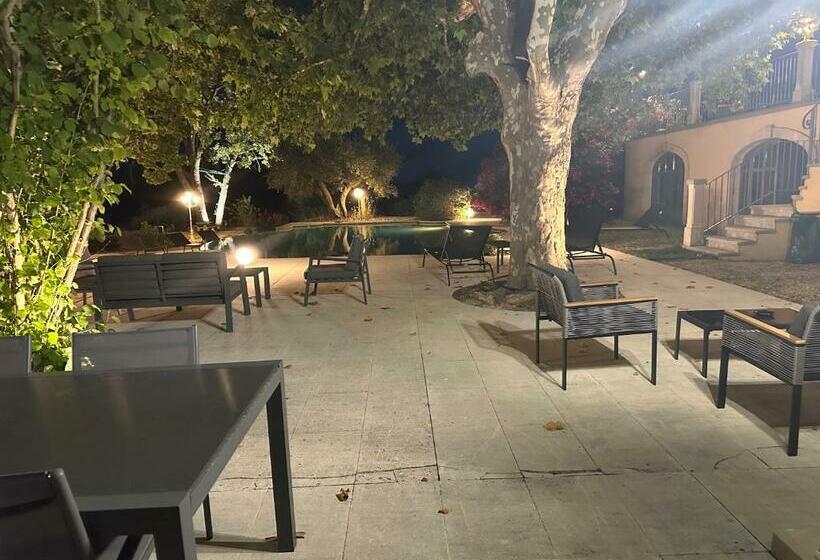 Пансион Bastide Du Defends