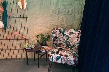 تختخواب و صبحانه Tesi Eco Suite In Mergelgrot