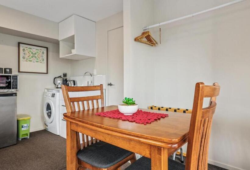 Gatehouse On The Bay   Christchurch Holiday Unit