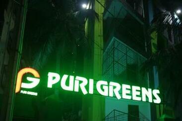 هتل Puri Greens