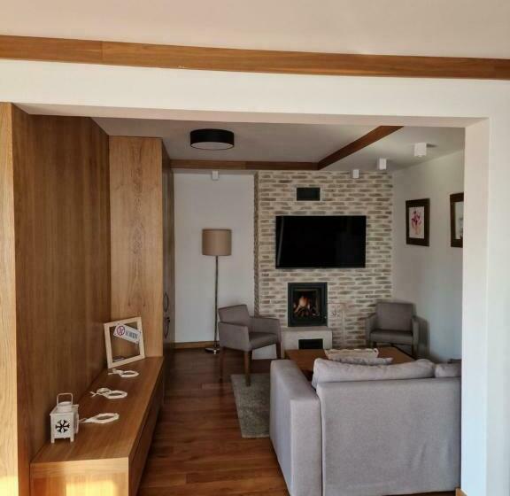 استراحتگاه Aparthotel Jahorina A123