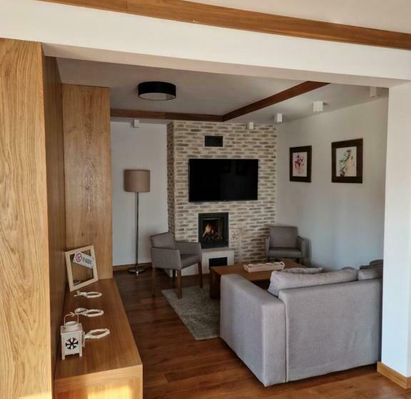 استراحتگاه Aparthotel Jahorina A123