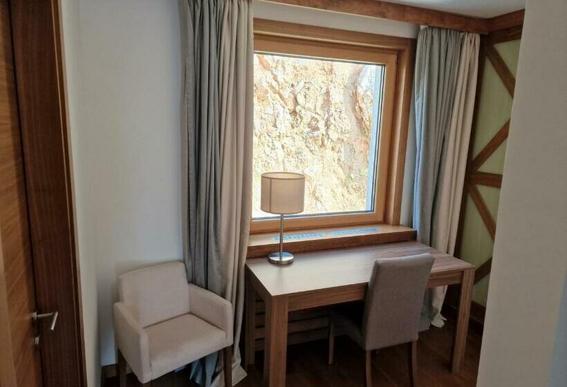 استراحتگاه Aparthotel Jahorina A123