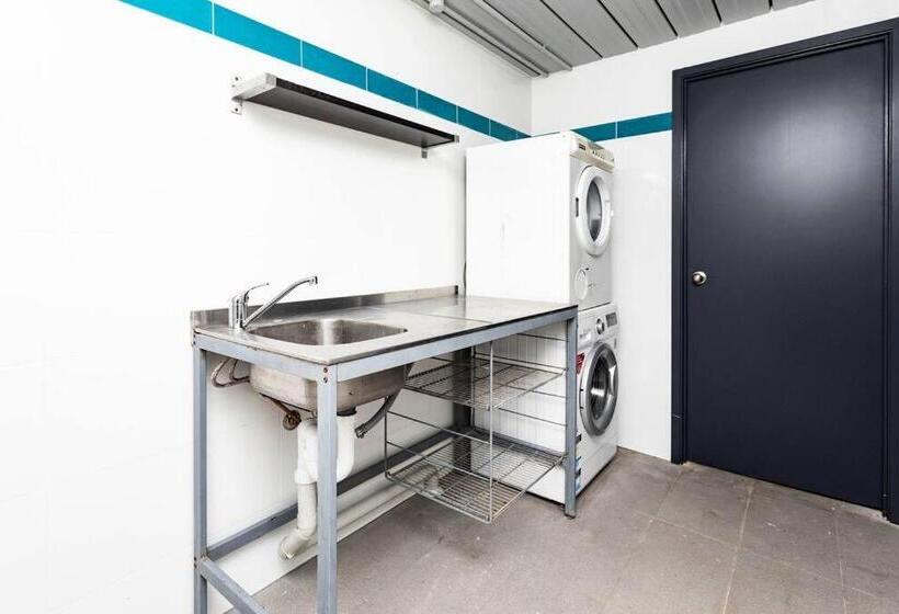 Airlie Sun & Sand Accommodation #4