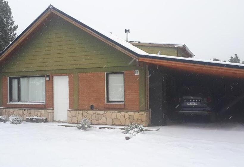 Escallonia House