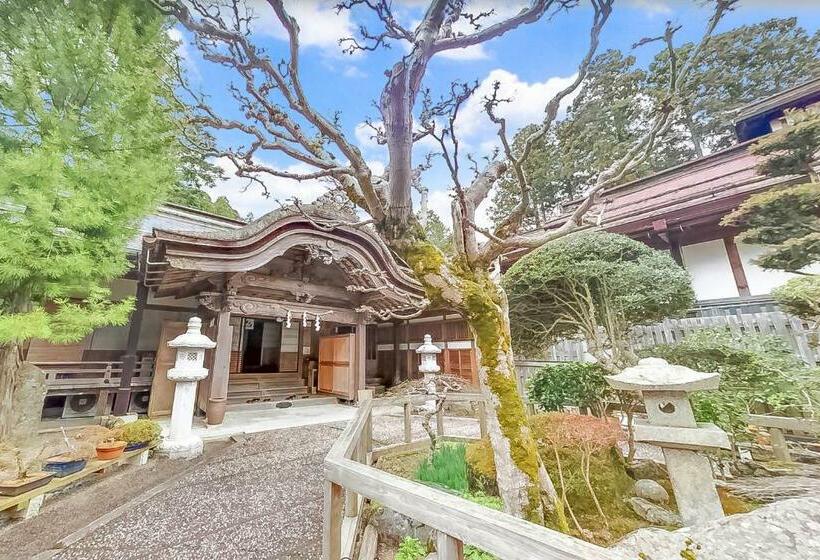 ریوکان 高野山 宿坊 大明王院  Koyasan Shukubo Daimyououin