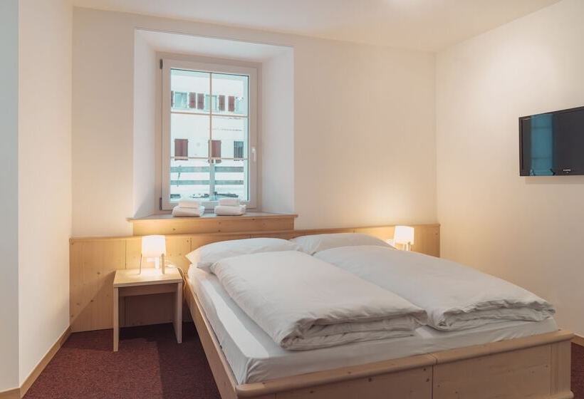 ホテル Brocco & Posta