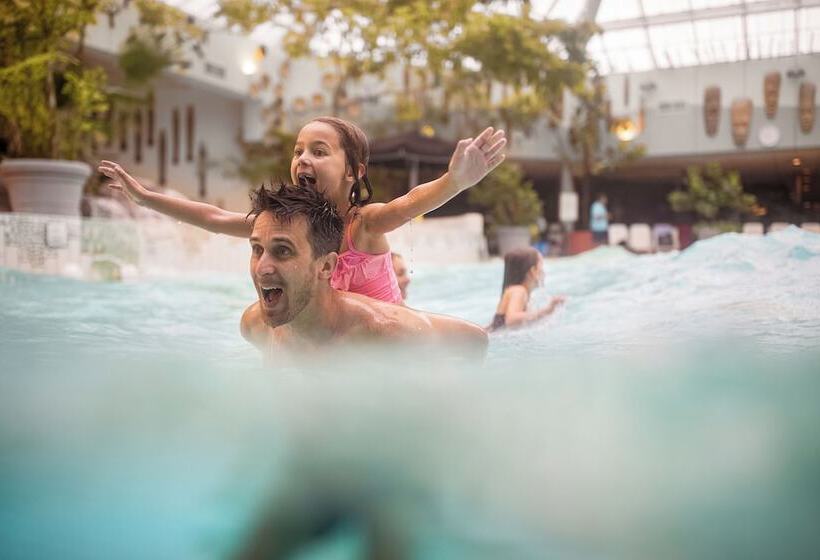 هتل Center Parcs Zandvoort Beach