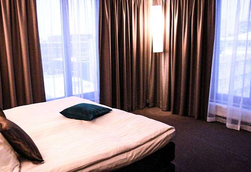 Clarion Hotel Sense