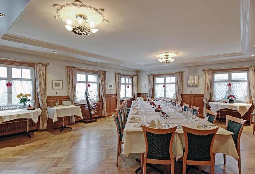 Отель Gasthof Eisenbahn