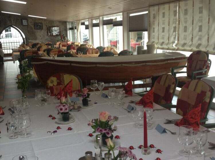 فندق Hôtel Du Port   Free Parking   Breakfast Included