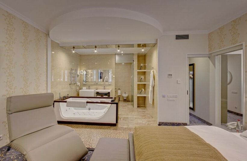 هتل Residence