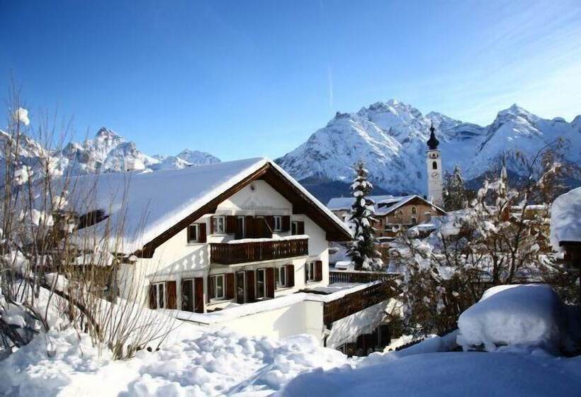 בית מלון כפרי Restorant Engiadina Ftan