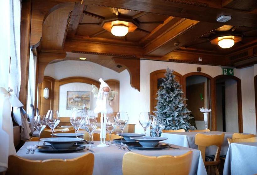 فندق Restaurant Rothorn
