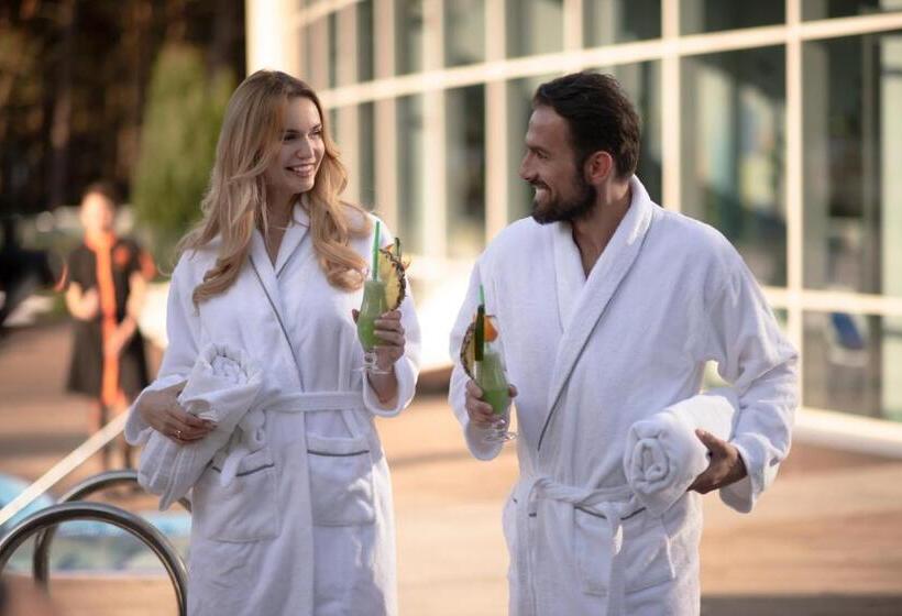 בית מלון כפרי Senator